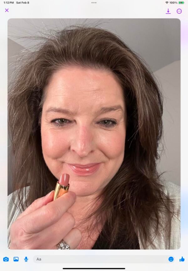 ⁦Lancôme L'Absolu Rouge Hydrating Cream Lipstick - Smudge-Resistant & Luminous Finish - Up To 18HR Comfort⁩ - الصورة ⁦5⁩